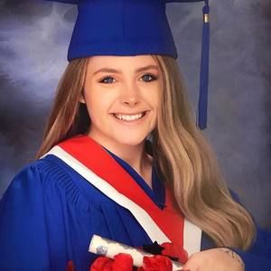 Meet your Posher, Amy-aude